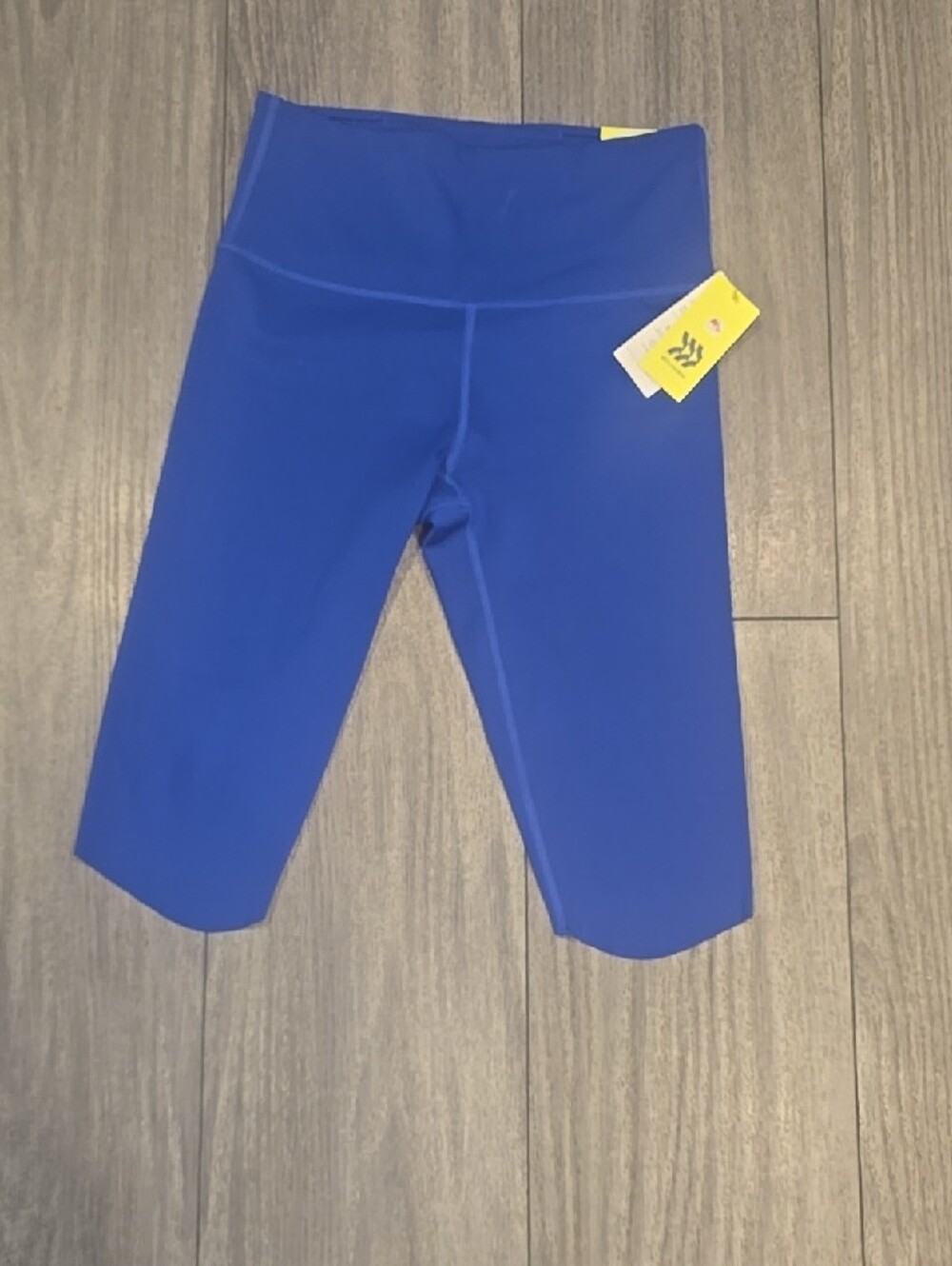 all in motion Sculpt Ultra High-Rise Capri — Blue